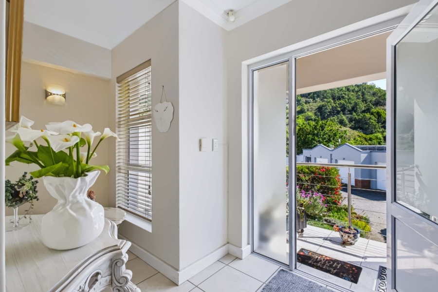  Bedroom Property for Sale in Twin Rivers Western Cape
